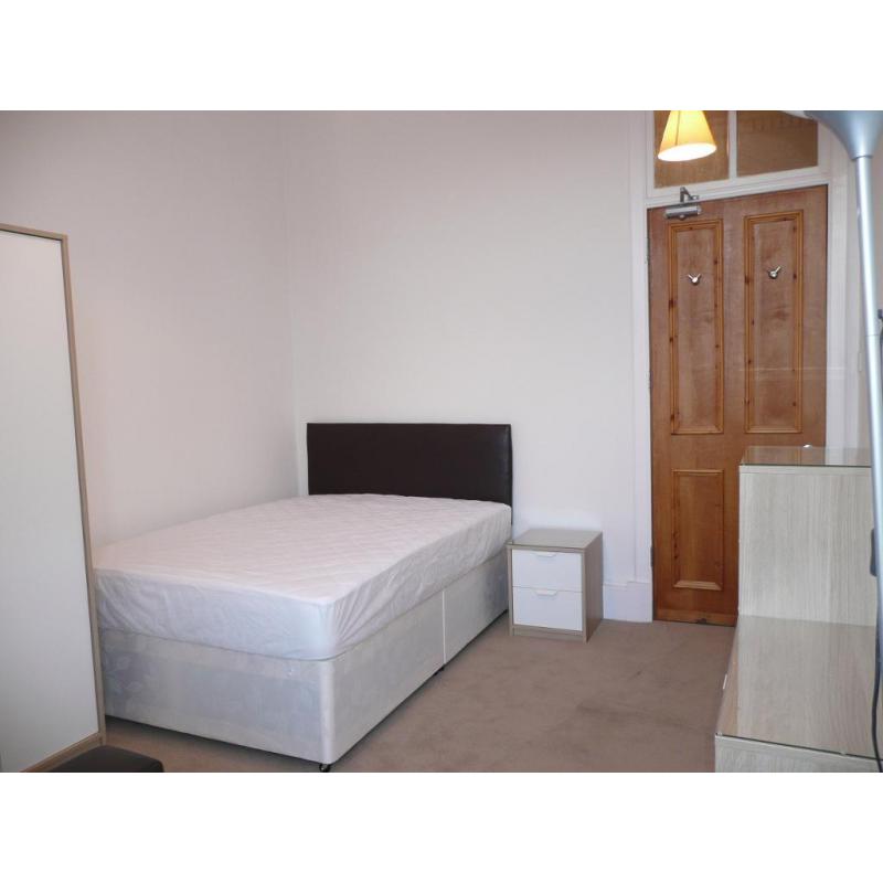 Double Room -- Short Term Welcome -- All Bills Included