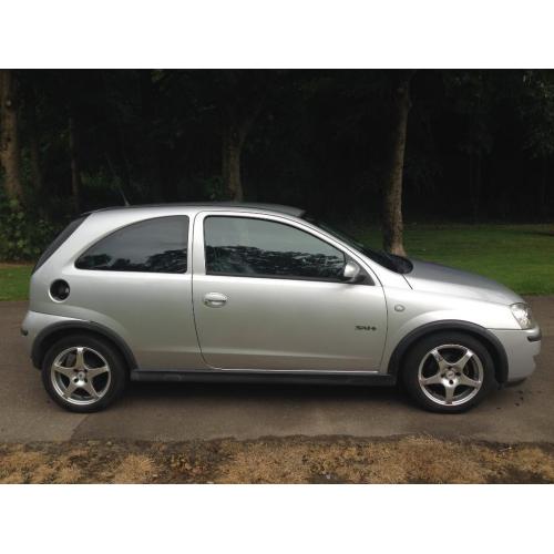 VAUXHALL CORSA 1.2i 16V SXi+ [80] (silver) 2005