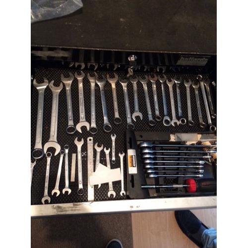 Tool trolley and tools