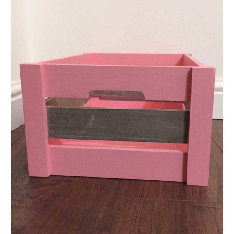Wooden crate