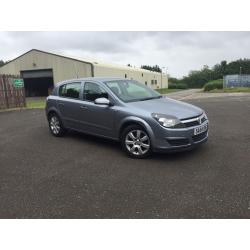 2005 AUTOMATIC VAUXHALL ASTRA 1.6 PETROL -- ONLY DONE 25K- FULL SERVICE HISTORY-- ONE OWNER