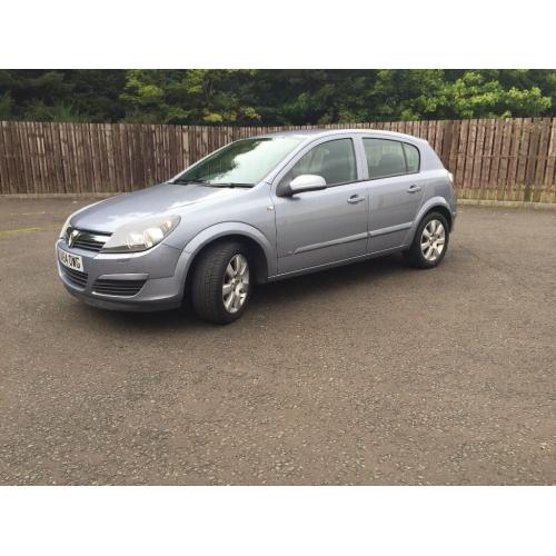 2005 AUTOMATIC VAUXHALL ASTRA 1.6 PETROL -- ONLY DONE 25K- FULL SERVICE HISTORY-- ONE OWNER
