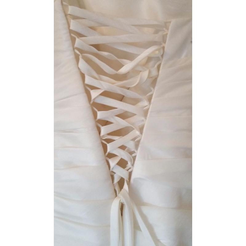 D'zage wedding dress size 16