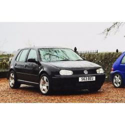 Volkswagen Golf GTI 1.8 Black