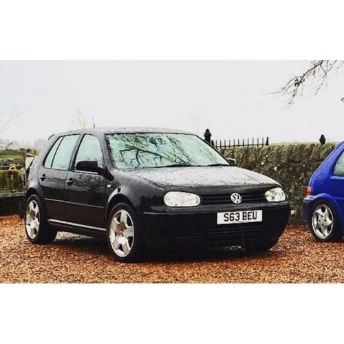 Volkswagen Golf GTI 1.8 Black