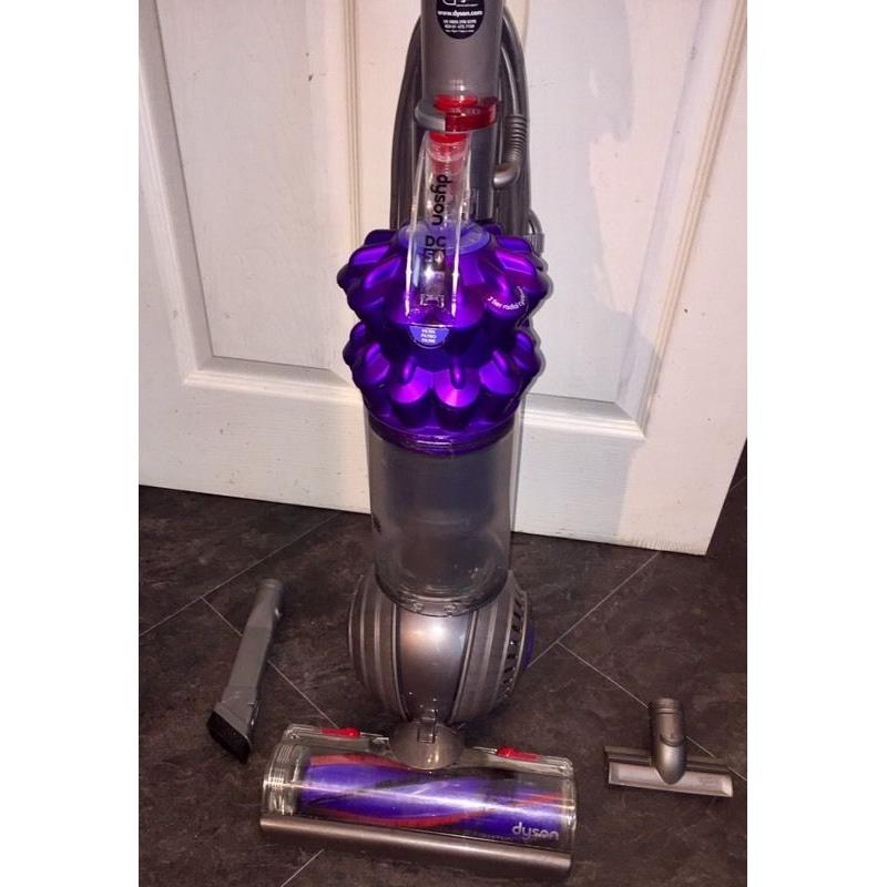 Dyson dc50 full working order and comes with tools