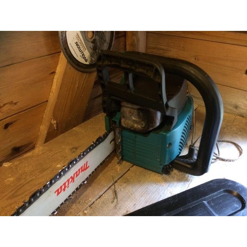 Mikita DCS 340 chainsaw