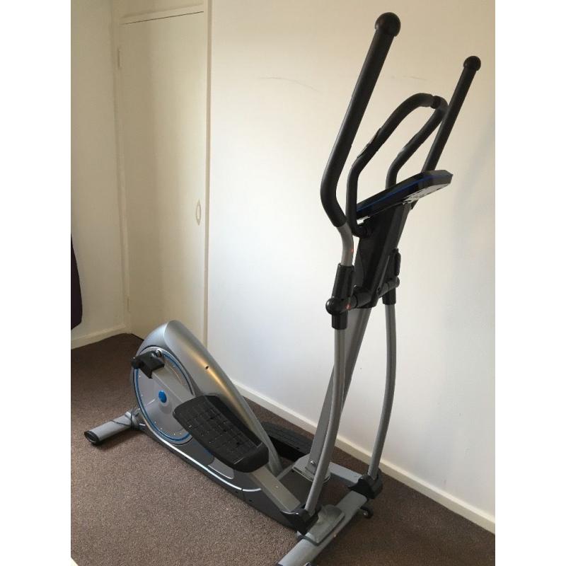 Body Max Cross Trainer