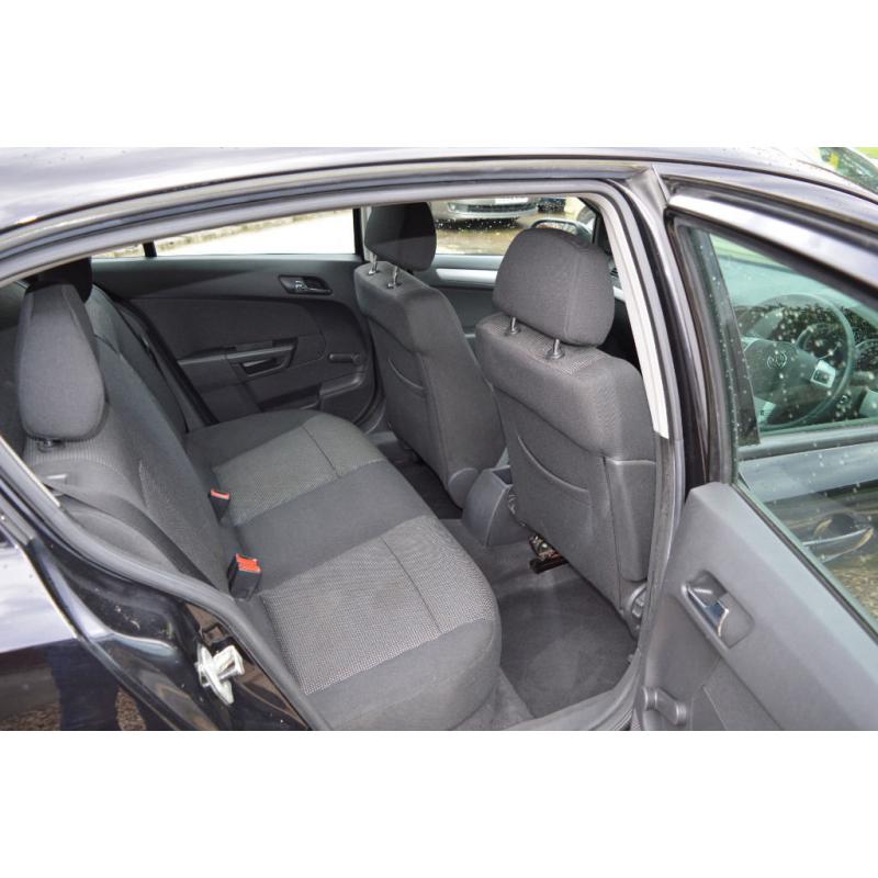 VAUXHALL ASTRA 1.4 SXI 5 DOOR 06 PLATE GREAT RUNNER CHEAP INSURANCE
