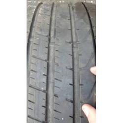 Pirelli 255/35/19 tyre