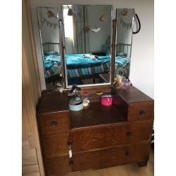 Dressing table