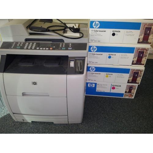 HP COLOR LASERJET 2840 PRINTER WITH SPARE NEW INK SET