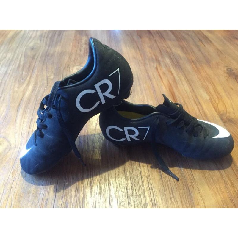 FOOTBALL KIDS NIKE CR7 SIZE 13
