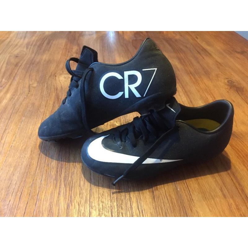 FOOTBALL KIDS NIKE CR7 SIZE 13