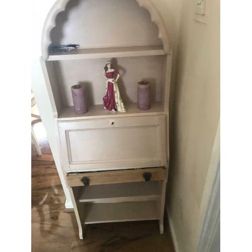 Cream cabinet