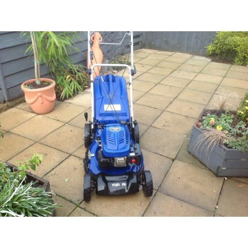 Hyundai petrol lawnmower
