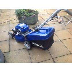 Hyundai petrol lawnmower
