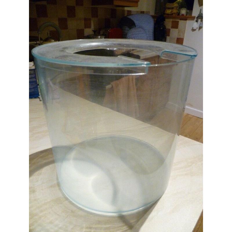 10 litre aquarium and accessories