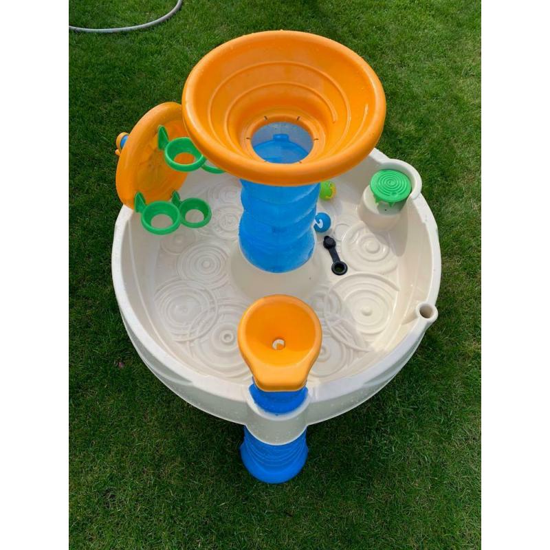 Little Tikes Spiralin? Seas Table