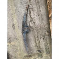 Pick axe head (no handle)