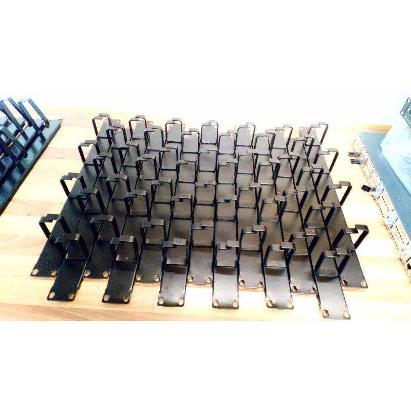 1U Network Cable Management Bar with 4 rings for 19inch cabinet