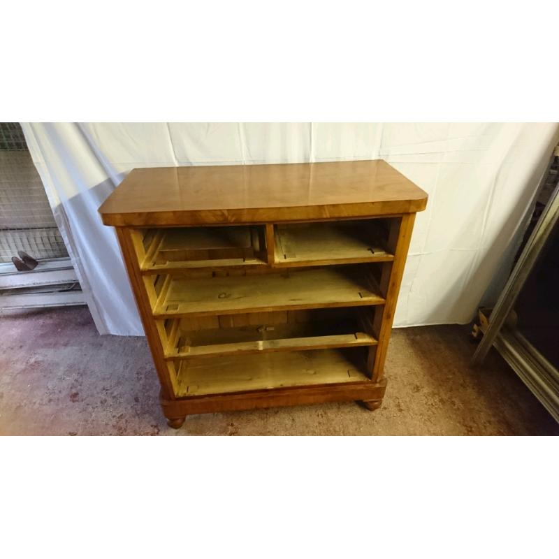 Victorian mahogany draws