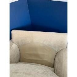 Arm chair