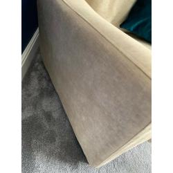 Arm chair