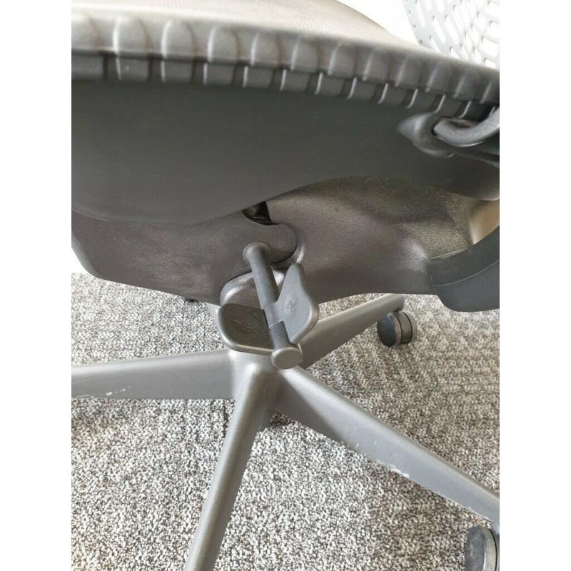 Herman Miller Mirra Chair