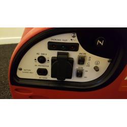 clarke 1000w. suitcase inverter generator.
