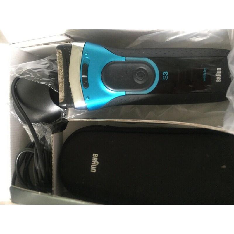 Braun series 3 wet and dry shaver