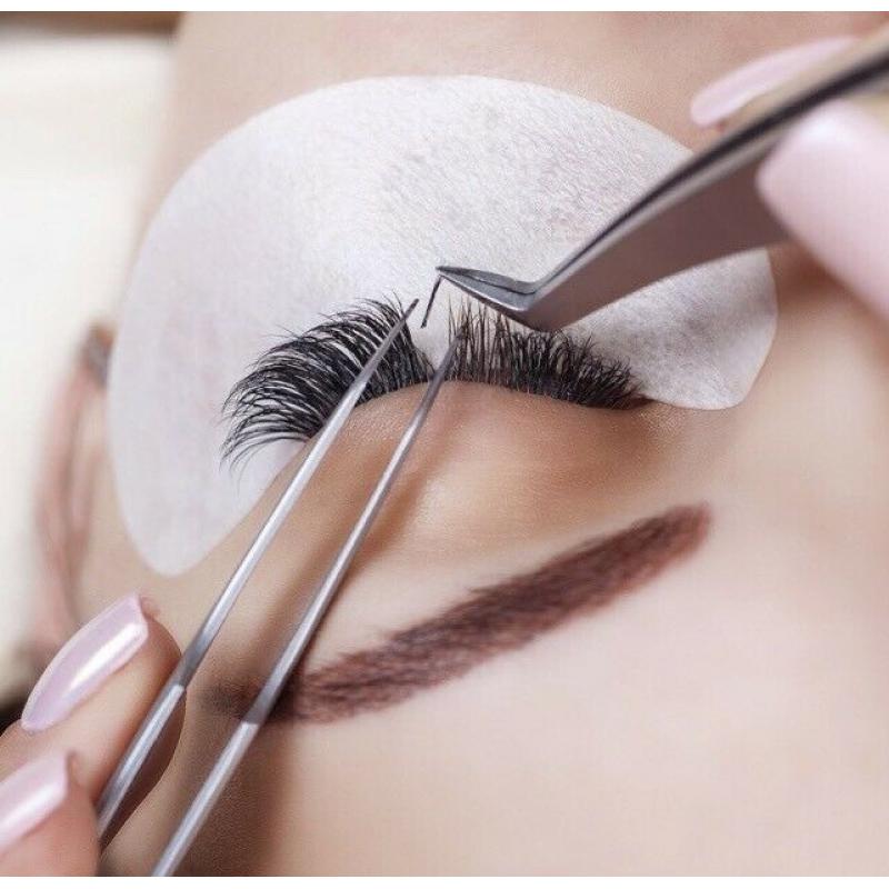 Accredited Online Eyelash Extension Course