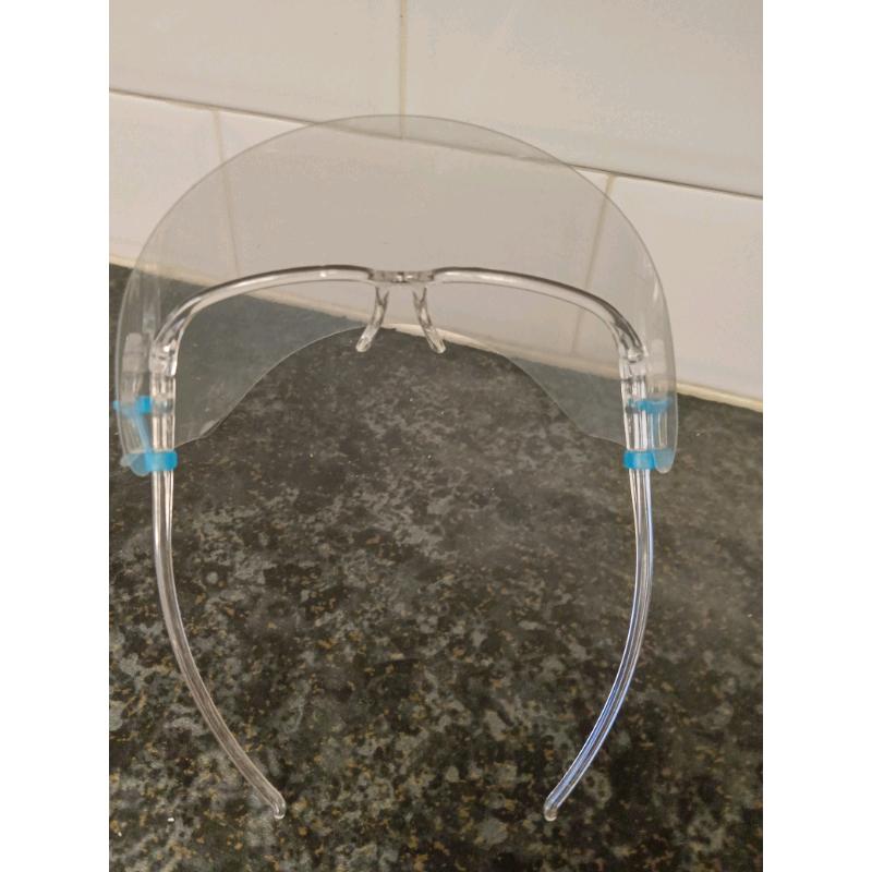 2 FACE MASKS BARGAIN 2 FOR ?2.50