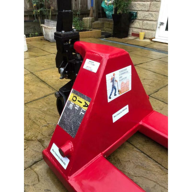 Pramac PALLET TRUCK 2500