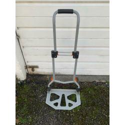 Foldable sack trolley