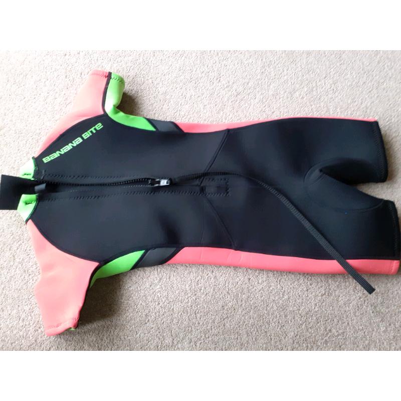 TWF 9-10 year short wetsuit