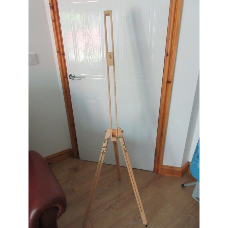 ADJUSTABLE TRIPOD EASEL from CHILD to ADULT + storage carry bag & 2 new canvasses