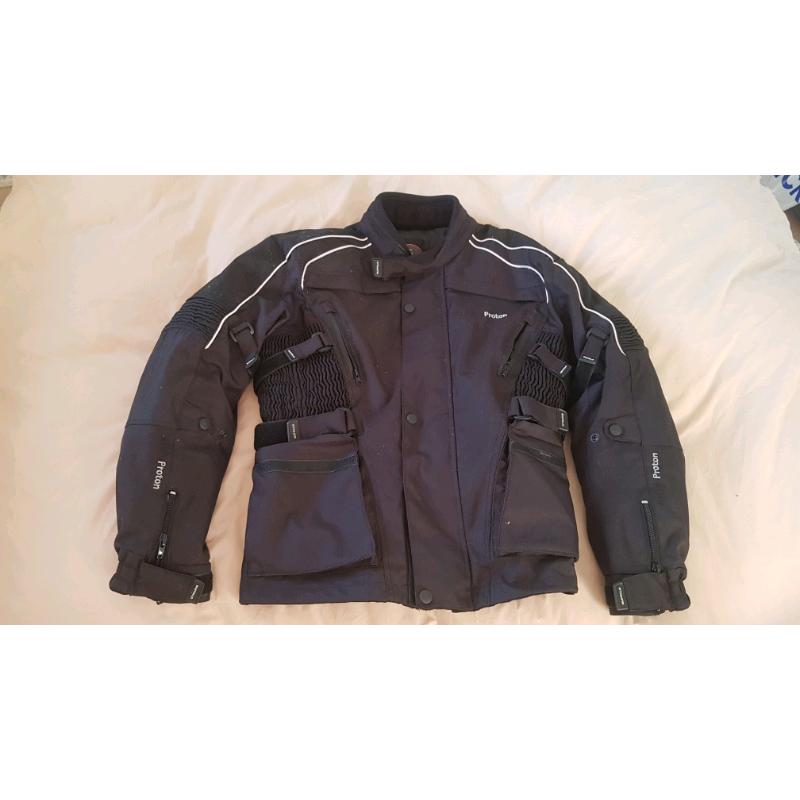 Motorcycle jacket