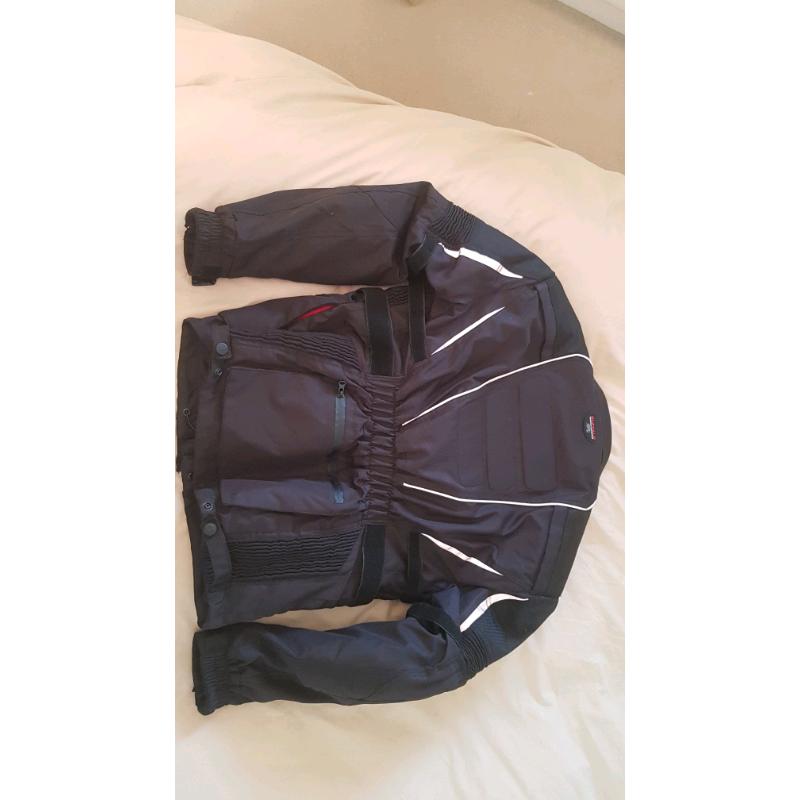 Motorcycle jacket