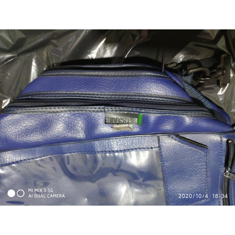 Bagster expandable motorcycle tank bag