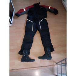 Ladies Motorcycle Outfit