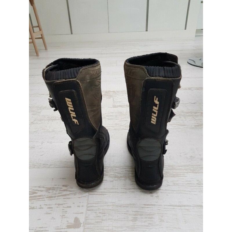 Motocross boots - Size 4 for Youth