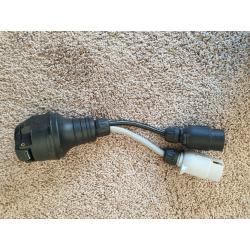 Caravan to car two 7 pin N & S (male) car sockets to one 13 socket (fe