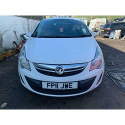 Vauxhall Corsa D facelift 2011 1.3 cdti white BREAKING FOR PARTS