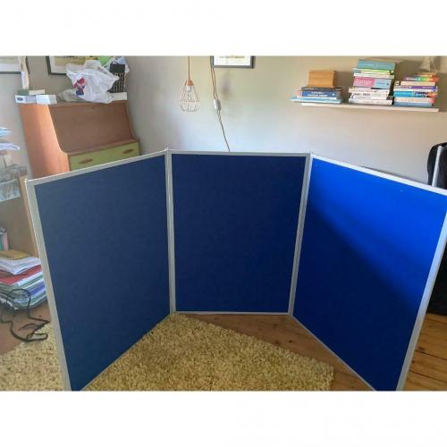 2 large 3 leaf display boards