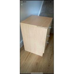 3 drawer cabinet