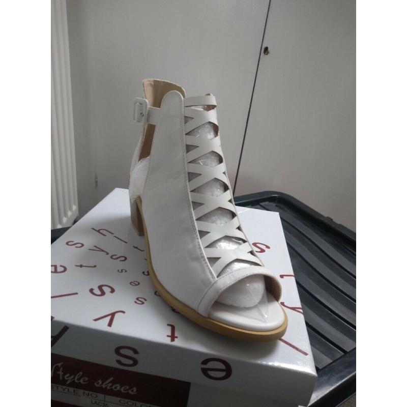 New shoes / boots
