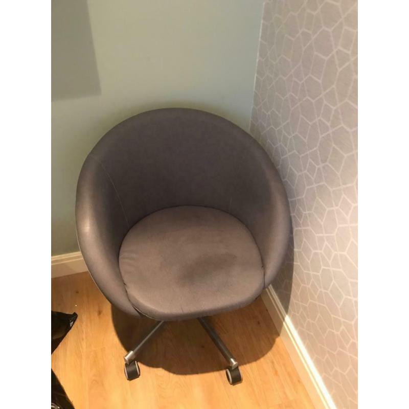 Office arm chair