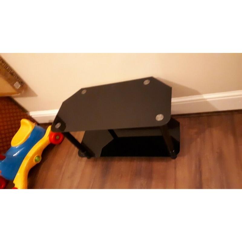 Glass corner tv stand black