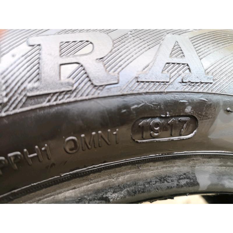 Tyre for sale